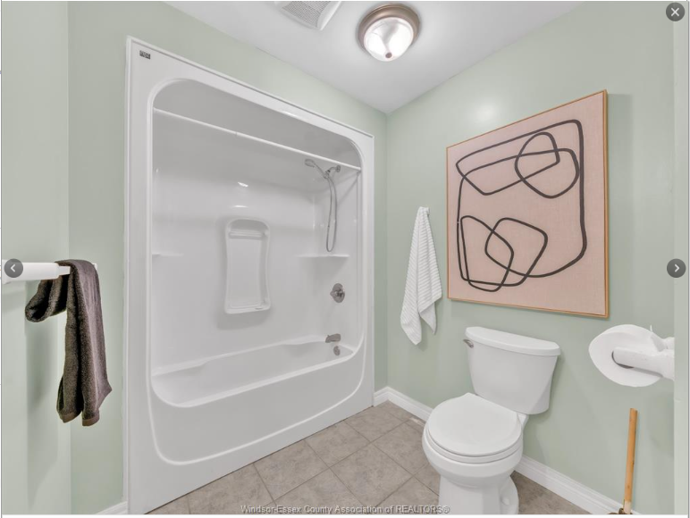 2880 Dominion Boulevard Interior